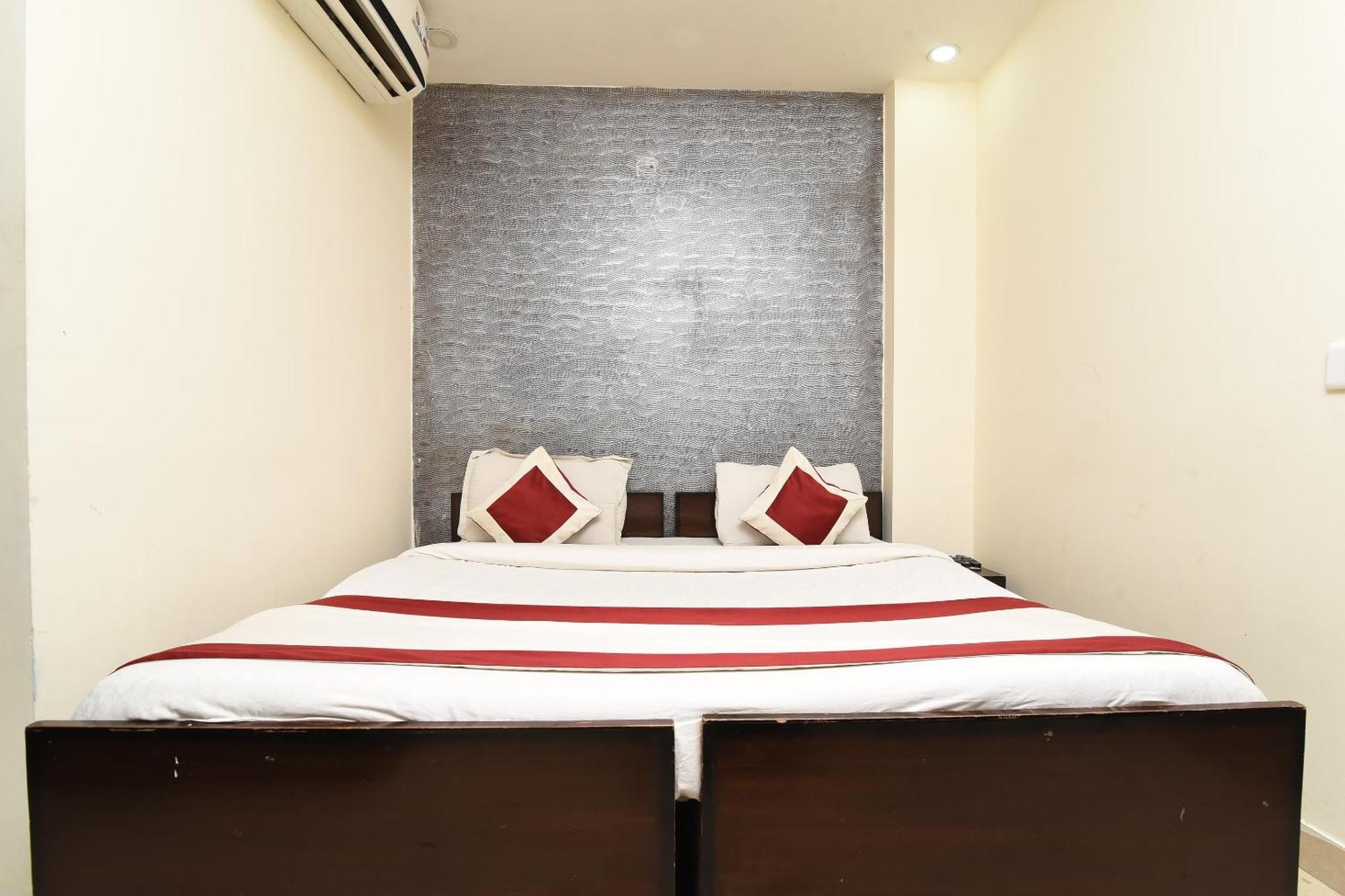 Hotel O Marina